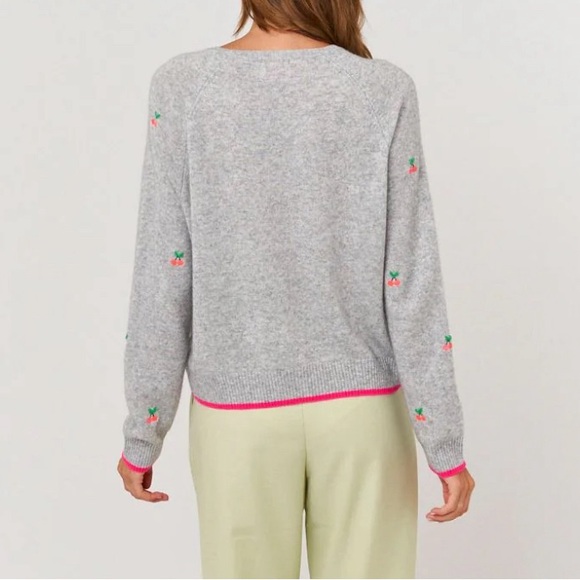 Brodie cashmere cherry sweater size small gray NWT - Picture 4 of 11